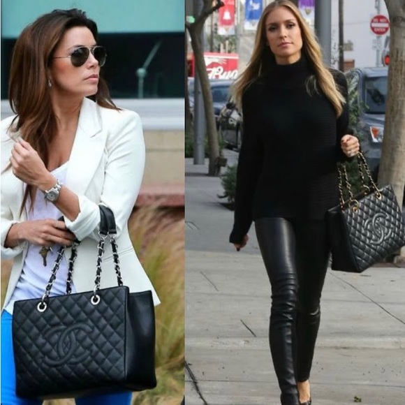 CHANEL Quilted bag - Picture 3 of 16